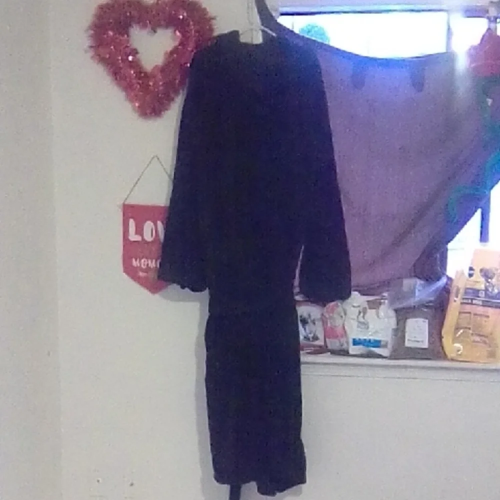 Men's Black Robe - Picture 2 of 2